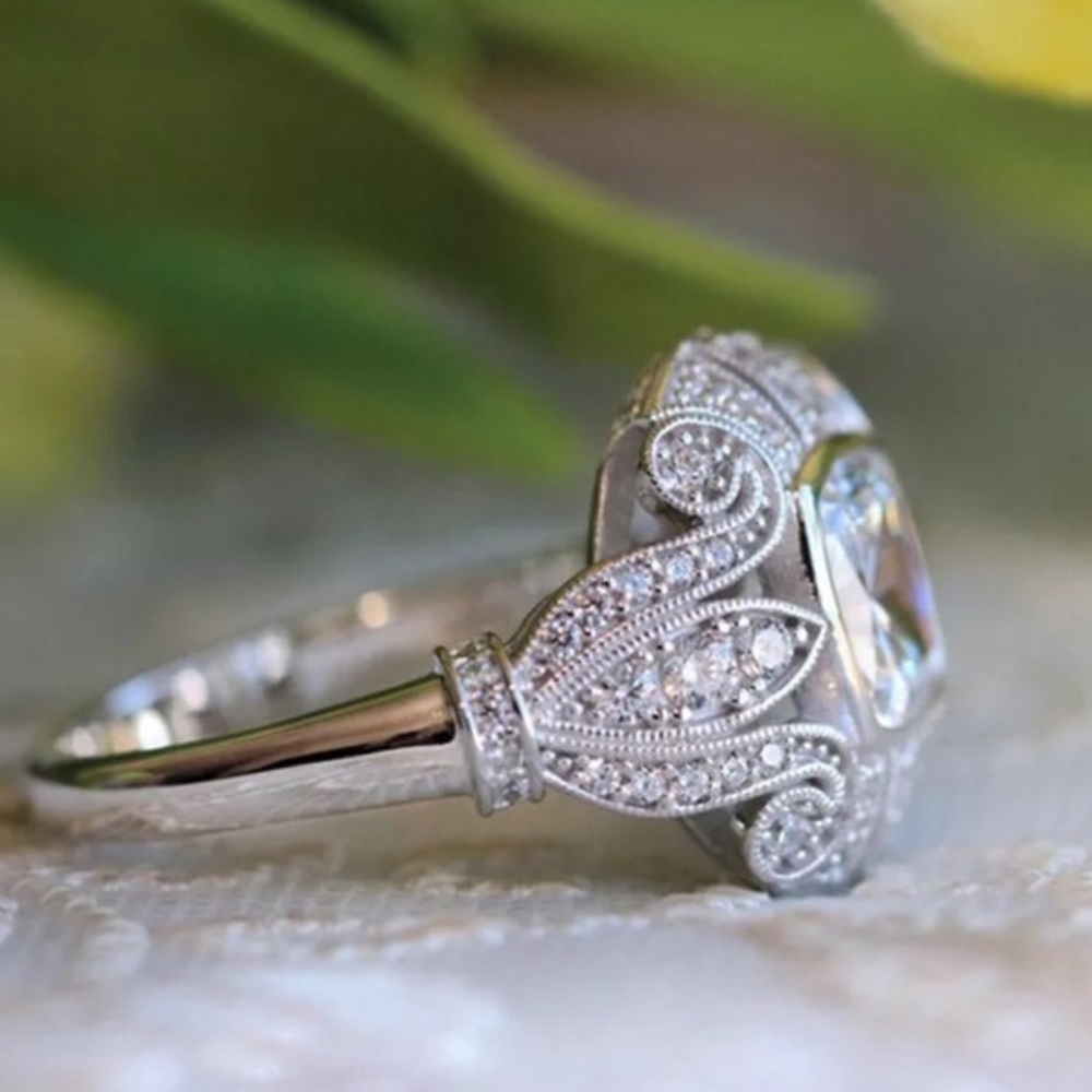 Ring - Picture 3 of 5